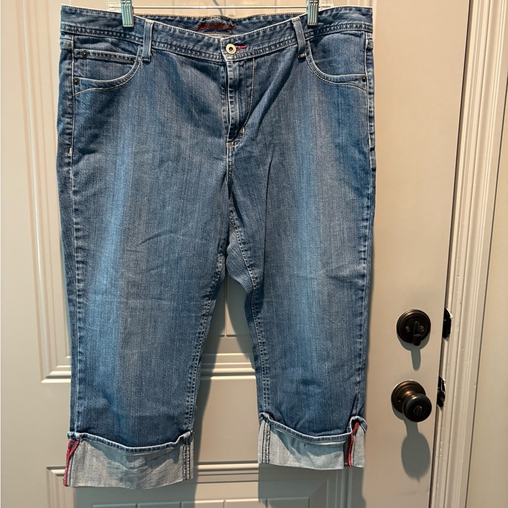 Eddie Bauer Women’s Capris